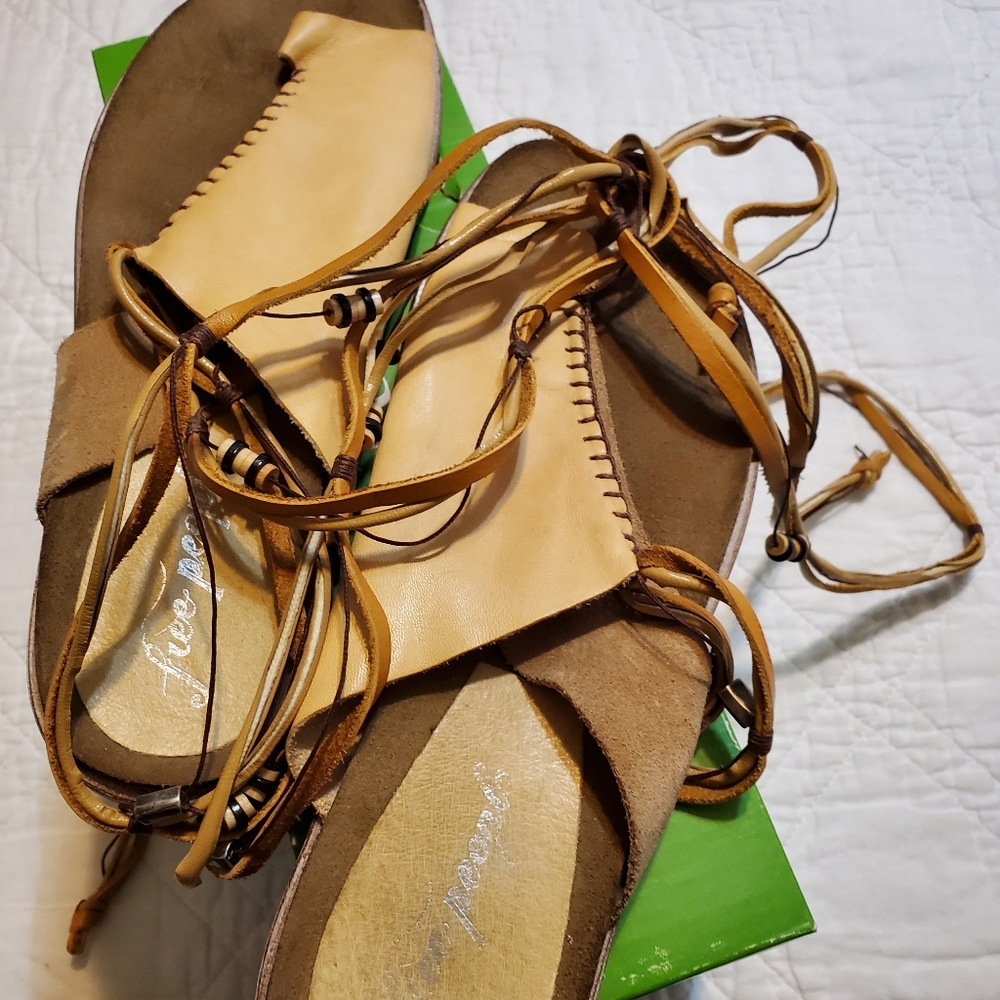 Shoes - Picture 2 of 2